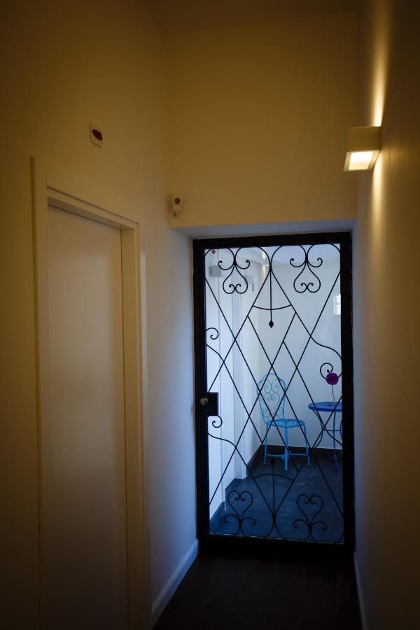 Domus Sansevero Naples Exterior photo